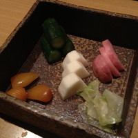 八吉 新橋店 - お新香盛り合わせ