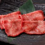 焼肉すき焼き 純 - 《数量限定》黒毛和牛上タン塩　￥1,880