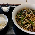 飲茶料理　飛輝 - 特製ごま担々麵