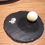 Point - パン用の燻製バターと岩塩