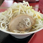 ラーメン もっけだの - 『ハーフラーメンニンニクヤサイマシマシ+ネギ』