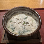 おかもと - ➓麺状に切ったガブと焼いた九条ネギ、タラの白子のスープ鍋。