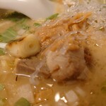 らぁめん 一福 - 甘い焼き葱も旨い。