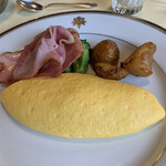 日光金谷ホテル - 朝食の　清く正しい　プレーンオムレツ