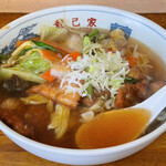 龍巳家 - にく麺