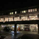 日光金谷ホテル - 日光金谷ホテル　エントランス　2階はメインダイニング