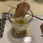 日光金谷ホテル - 生ハムに林檎のジュース