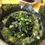 とんこつラーメン よかろうもん - 