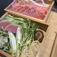 しゃぶしゃぶと焼肉 わにく ミッドランドスクエア店 - 