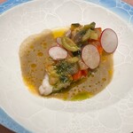 レフ アオキ - ラタトゥイユをまとったスジアラのエスカロップ　オリーブのジュー