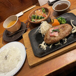 Yoshoku Nakamura Ya - 和风汉堡套餐