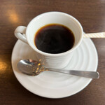 Shusaidokoro Guran - コーヒーはプラス100円でランチの時は頼めるの、すごくない？