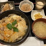 Hakata Hanamidori - 親子丼ランチ
