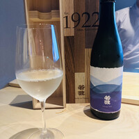 鮨 みつ - 女性杜氏の綺麗なお酒