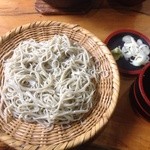 手打うどん 麦 - よもぎそば