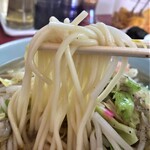 長崎チャンポン丸富 - 麺も本場！