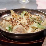 トリワイン ＰＩＫＯＳＨＨＨＵ - ロマネスコと鶏のほくほくにんにくマカロニグラタン