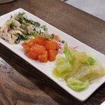 トリワイン ＰＩＫＯＳＨＨＨＵ - 前菜３種盛り