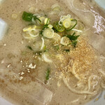 来久軒 - 元気付けに、ガーリックパウダー多め！