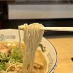 中華そば 丸京 - 麺のアップ