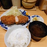 Tonkatsu Suzuki - ロースカツ定食