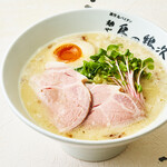 麺や 鳥の鶏次 - 鶏次ホワイト(背脂)【塩または醤油】930円