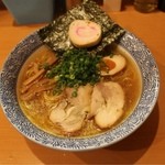 麺屋 すずらん - ＃１７８ ＠鶏出汁のしおらーめん７５０円