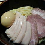 特製濃厚魚介つけ麺+ミックスチャーシュー