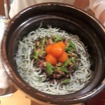 銀座 しのはら - 焼きスッポンと氷魚の炊き込みご飯、卵黄の味噌漬け添え