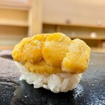 日本橋蛎殻町 すぎた - 2022.12.  馬糞海胆