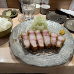 tonkatsu.jp - 伊豆の太湖豚 特上ロースかつ定食230g