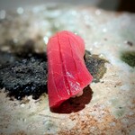 たかおか - これは大間。鮪愛の無い私も思わず目を閉じて口どけを楽しんデしまいました。