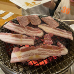 ホルモンハウス - 