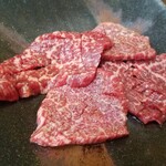 スタミナ苑 - 上赤身　1,900円