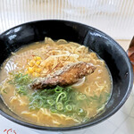 石鎚山サービスエリア(下り線) フードコート - えひめの濃厚鯛味噌ラーメン