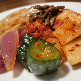 炭火焼肉 希林_2