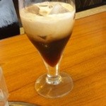 Kutsurogi Tei - セットのアイスコーヒー