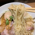 らぁ麺や 嶋 - 特製らぁ麺 しお  麺リフト