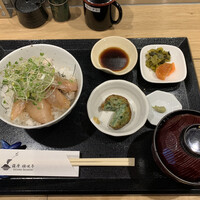 薩摩 雅咲亭 東京浜松町店 - 「極上・カンパチ漬け丼」