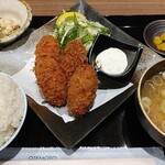 南部ビストロ うんめのす - 牡蠣フライ定食