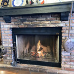 ポンヌフ - 薪をくべるタイプの暖炉に感激しました。