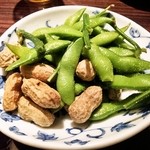 19523460 - 塩茹で落花生と枝豆の食べ比べ