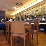 Grill＆Bar Dining San - 店内