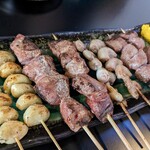 Sumiyaki Yakiton Sakaba Tonton - 串たち、大きな！