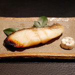 Sushi Somei - ●銀鱈の西京焼
      いぶりがっこチーズは薫香良くお酒のつまみに。