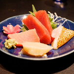 Sushi Somei - ●お造り
      赤身、中トロ、平貝、のどぐろ