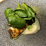 ラ・ヴァガボンド - 兵庫産真魚鰹　クレソン　百合根　菊芋のピューレ　白ワインソース　蕗の薹