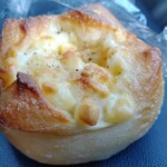 ル・パン神戸北野 - チーズのパンは280円