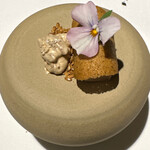 ラ・ヴァガボンド - 兵庫産真魚鰹　クレソン　百合根　菊芋のピューレ　白ワインソース　蕗の薹