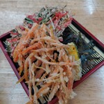 リカースタンド　ベルハウス - おまかせ天ぷら、一種どころか三種盛り！？